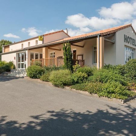 Logis Hotel Les 3 Marchands Bressuire Zewnętrze zdjęcie