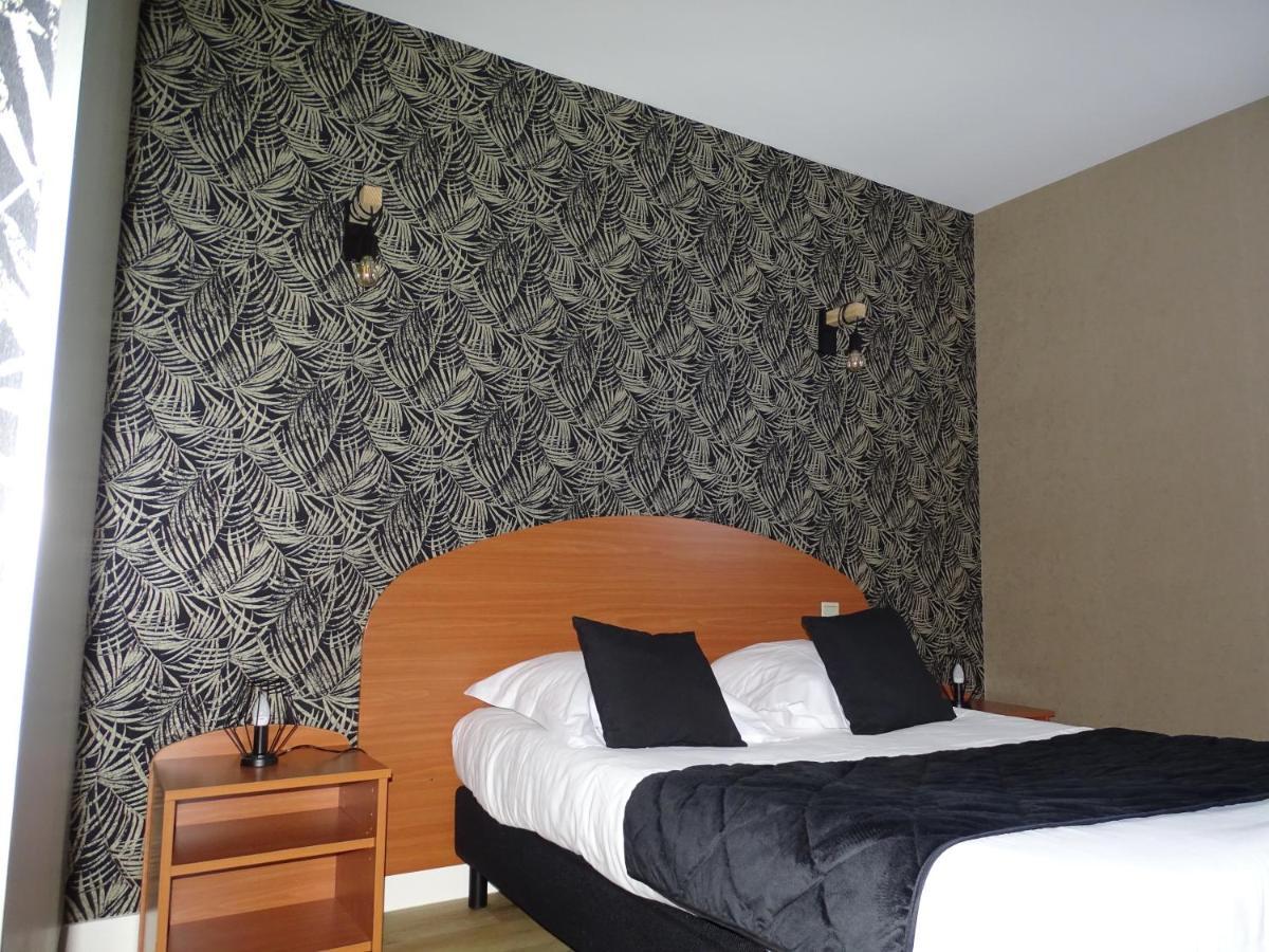 Logis Hotel Les 3 Marchands Bressuire Zewnętrze zdjęcie