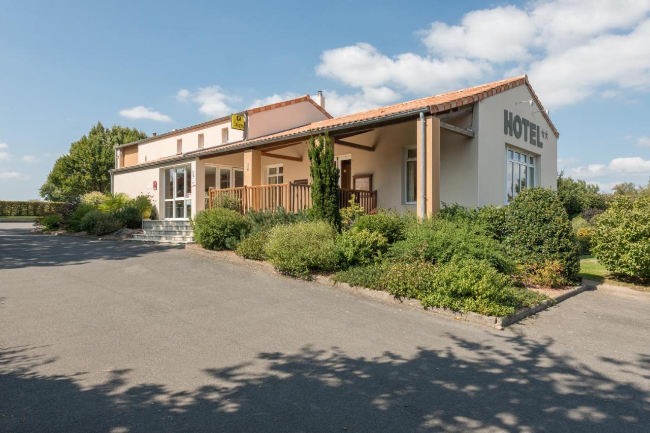 Logis Hotel Les 3 Marchands Bressuire Zewnętrze zdjęcie